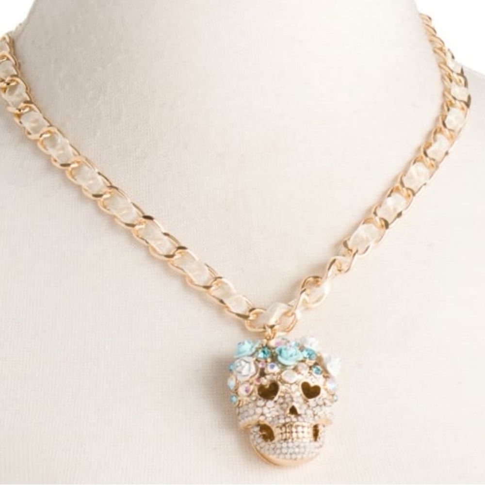 Betsey Johnson sugar skull necklace